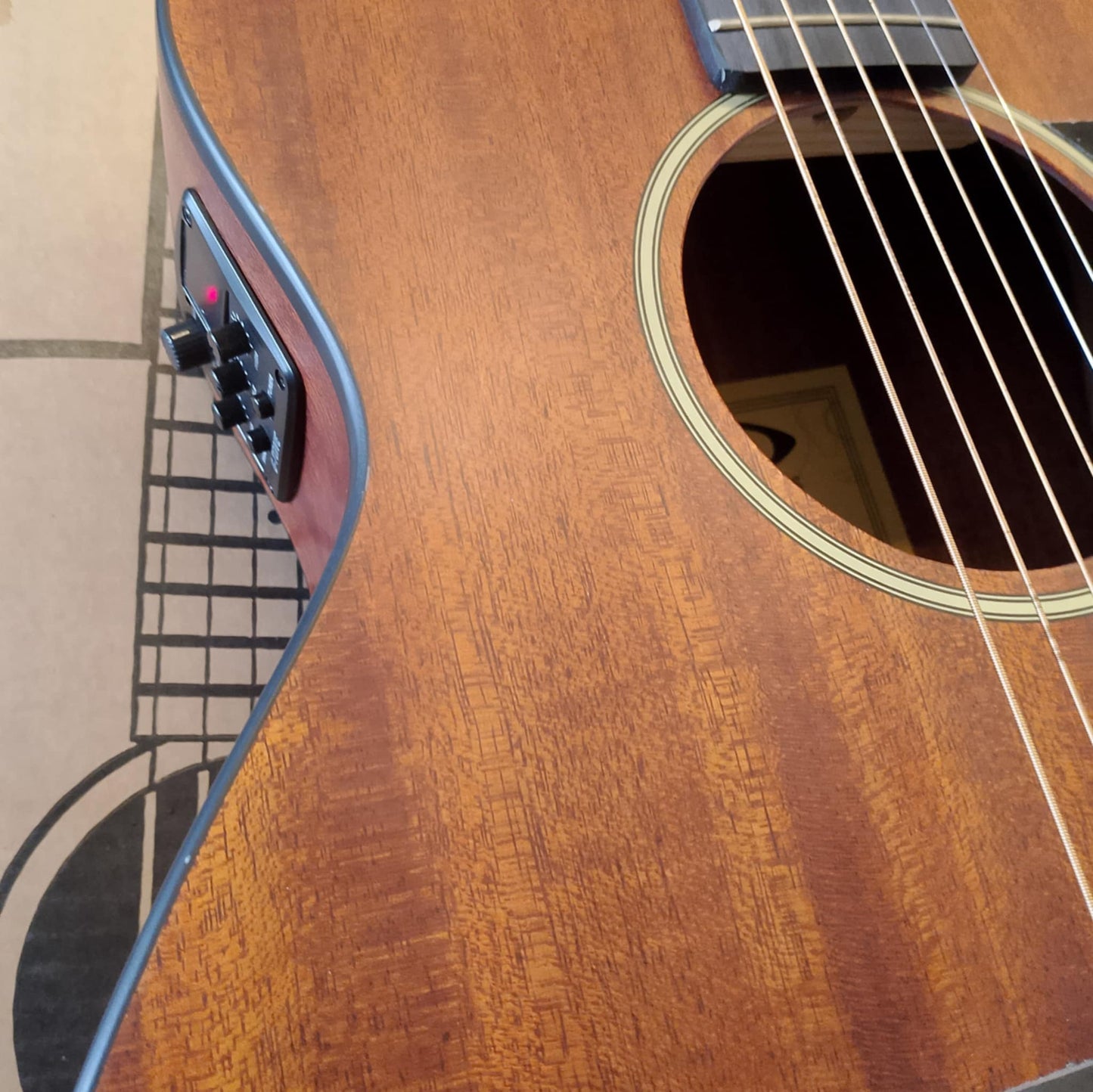 Django Jr Spruce/Mahogany Free Shipping + COD